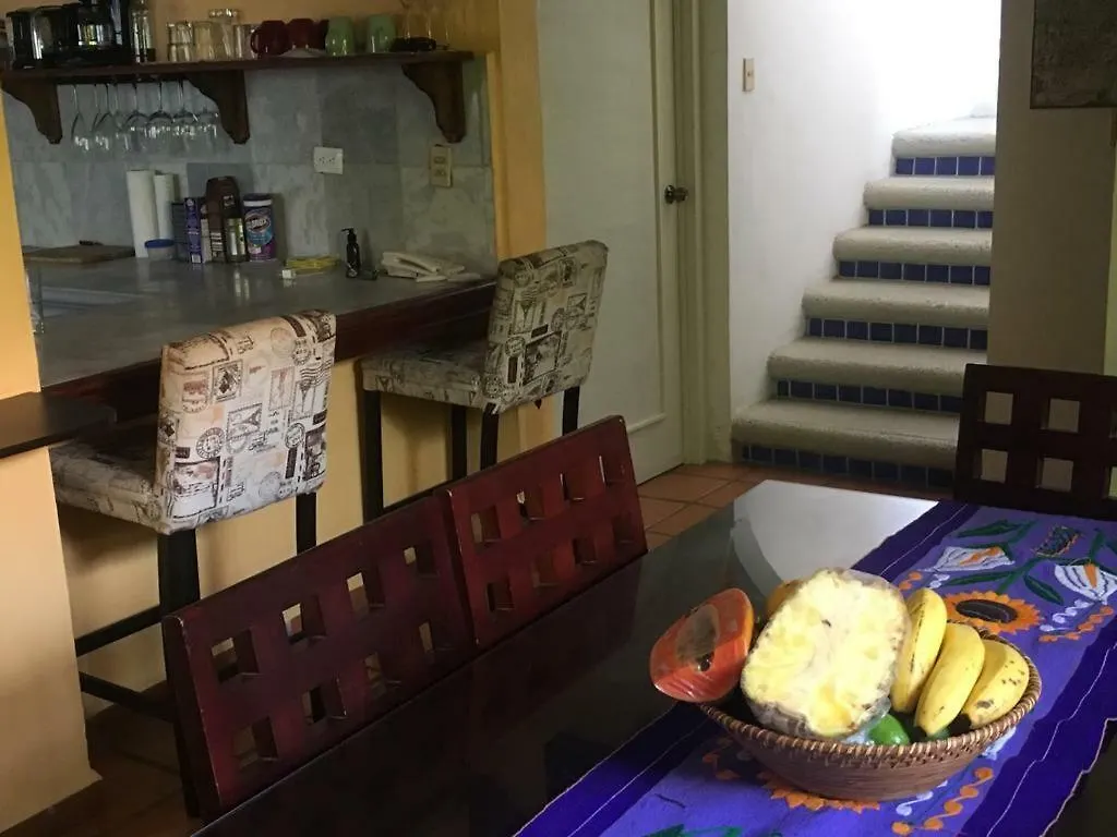 Bed & Breakfast Nah IX U B&B Cancún