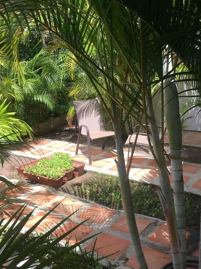 Nah IX U B&B Cancún Alojamento de Acomodação e Pequeno-almoço